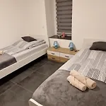 Nata Apartment *